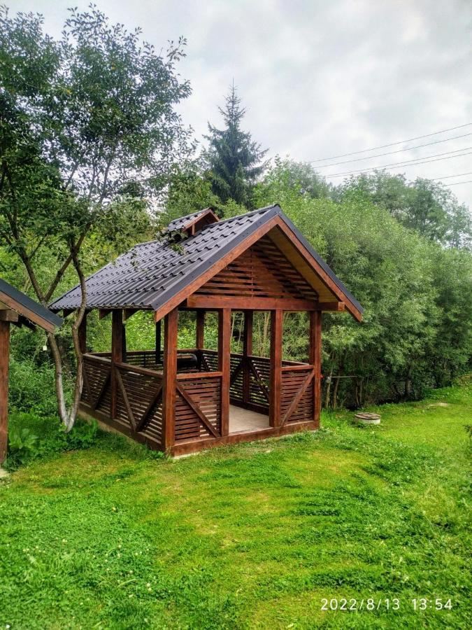 Відпочинковий Комплекс "Alpha Plus" Yablunytsya Extérieur photo